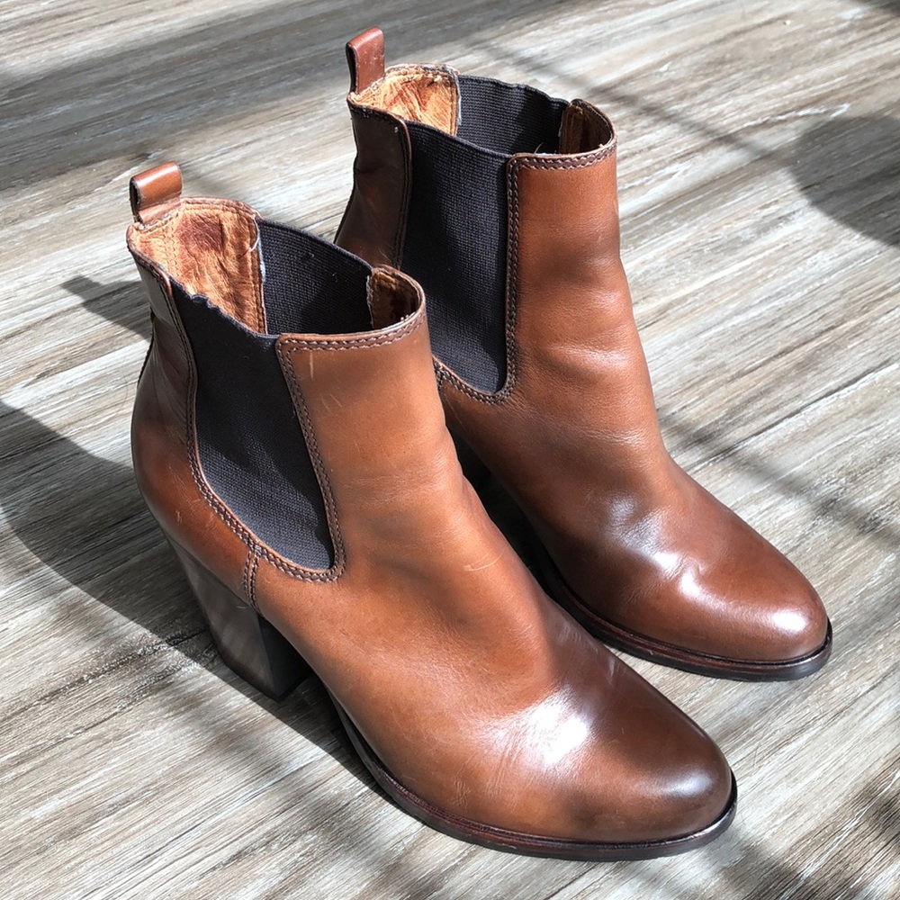 Frye boots, leather, brown, 3” heel, pull on 8.5